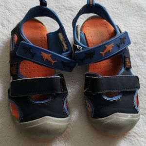 Boys OshKosh B'Gosh Navy Shark Sandals